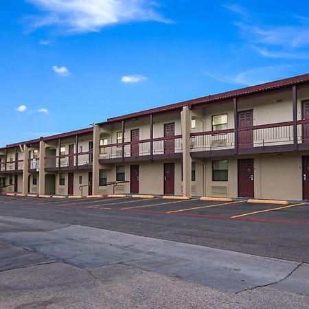 Red Roof Inn North Dallas - Park Central Экстерьер фото