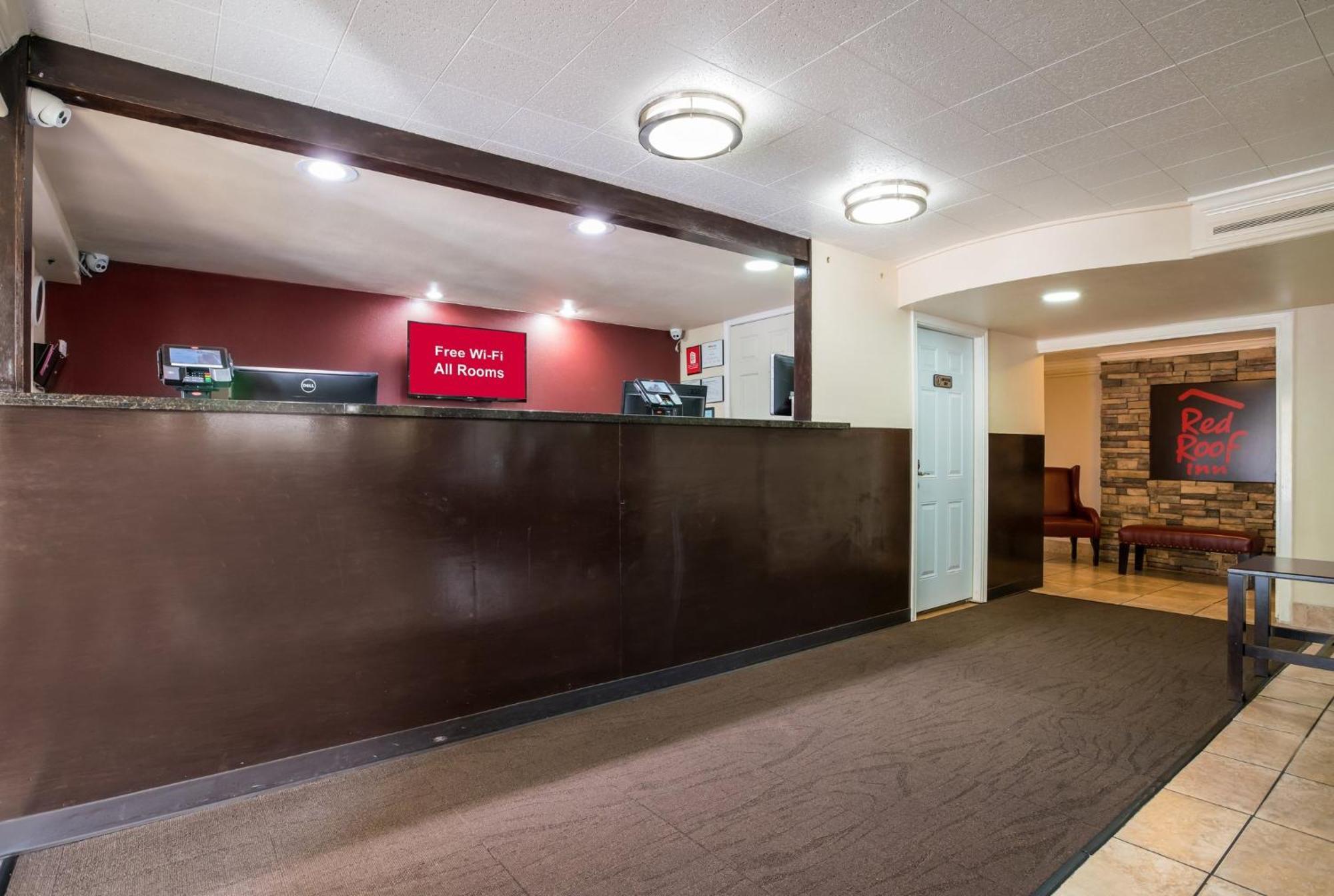 Red Roof Inn North Dallas - Park Central Экстерьер фото
