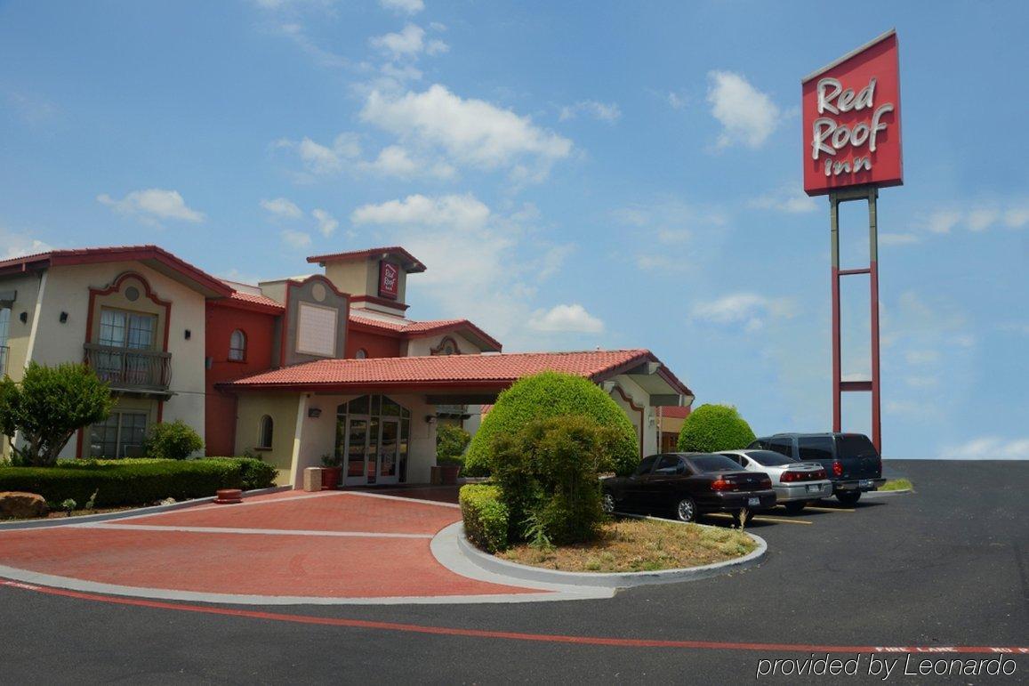 Red Roof Inn North Dallas - Park Central Экстерьер фото